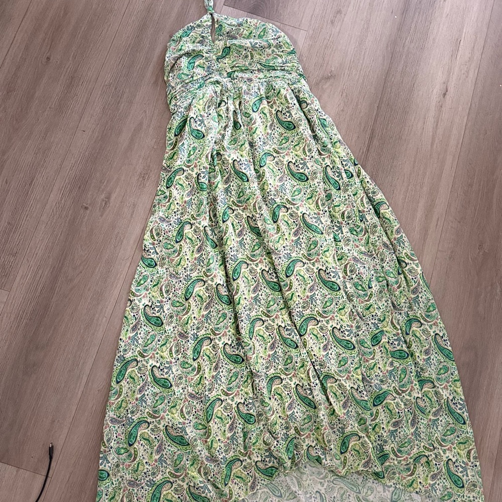 Chic Green Paisley Maxi Dress
